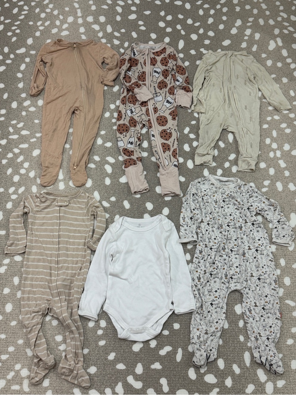 Lot of 6 neutral footies bamboo unisex baby beige milk cookies zippy onesie tan - Picture 4 of 12